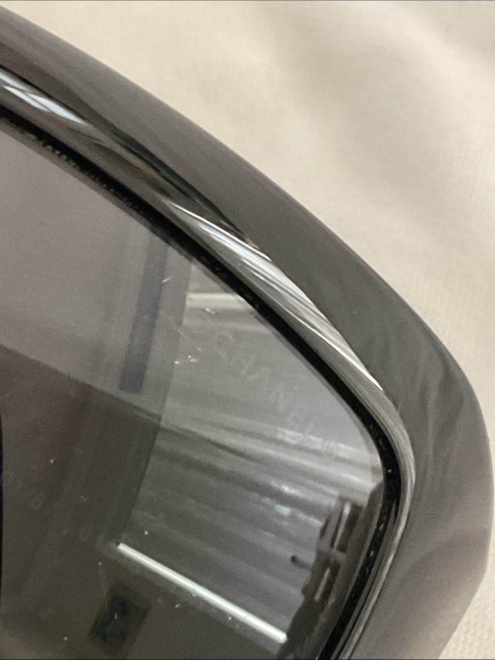 CHANEL Glossy Black Oversized Sunglasses with Quilted Case - Picture 11 of 14